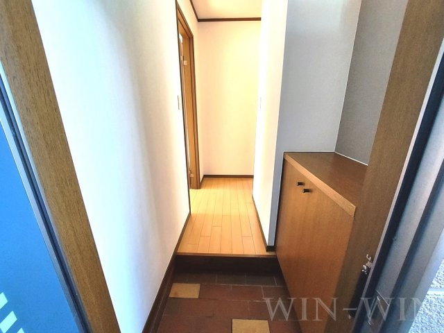 ミューズイン山田 Bの玄関
