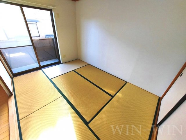 ミューズイン山田 Bの和室
