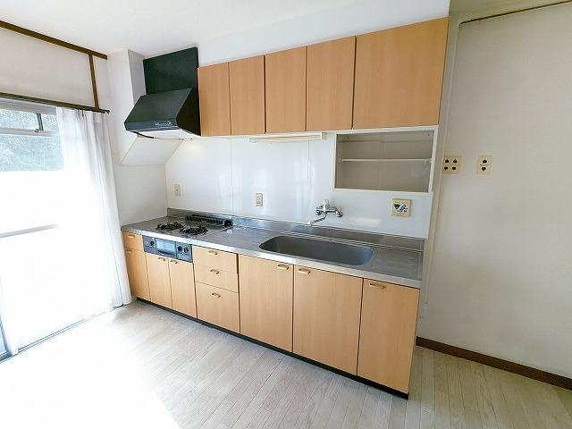 釈尊寺第一住宅12号棟のキッチン