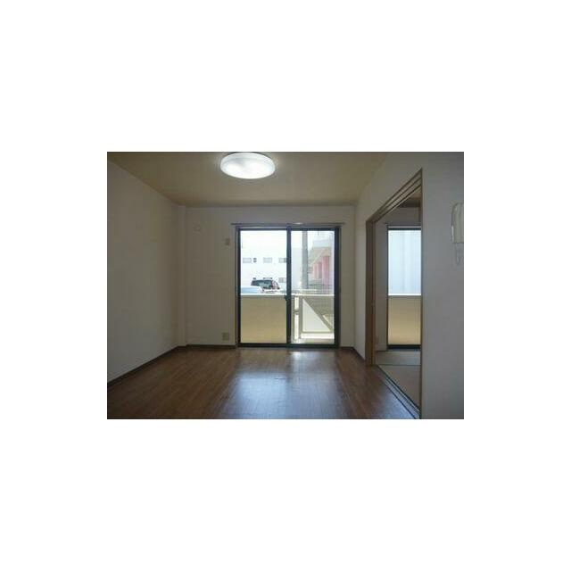 ウェル西沢の居間・リビング|イメージ（同建物内別部屋の写真です）