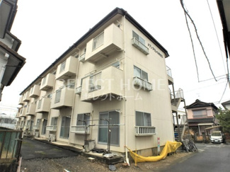 【エントランス】 | 落ち着いたエントランスです