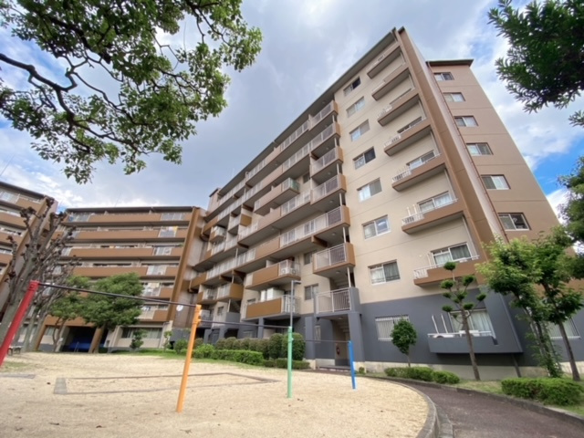 リベラス21の外観