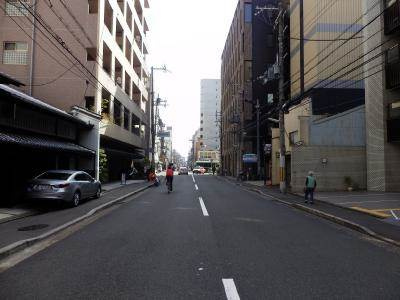 アパガーデンスクエア四条烏丸の周辺|前面道路