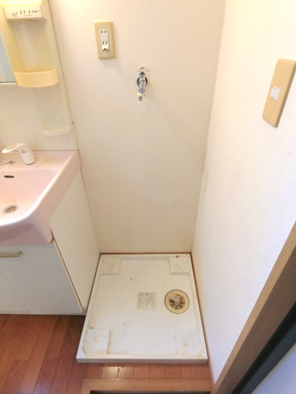 【設備】 | スラクストンパートⅠ | 室内洗濯機置き場