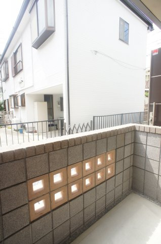 シャーメゾン　コルヌイエのバルコニー