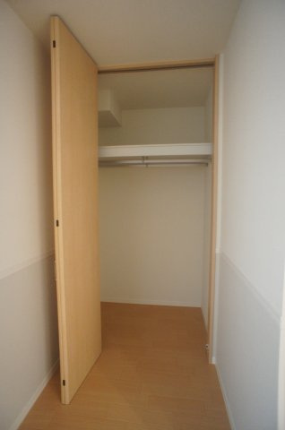 シャーメゾン　コルヌイエの収納|奥行きのあるクローゼット