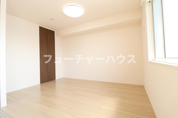 アンテ・ラルボのその他