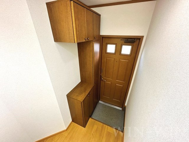 クレストールオヨベの玄関