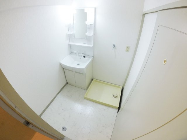 【洗面所】 | アーテム大橋Ⅱ | 忙しい朝には欠かせない洗面所です