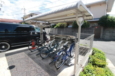 【その他共用部分】 | グラディート | 駐輪場