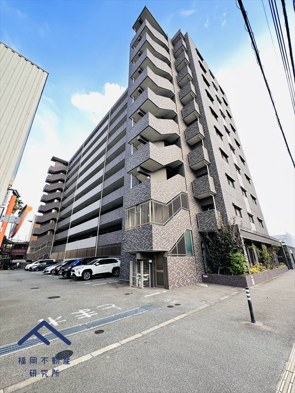 アルファライフ博多南の外観