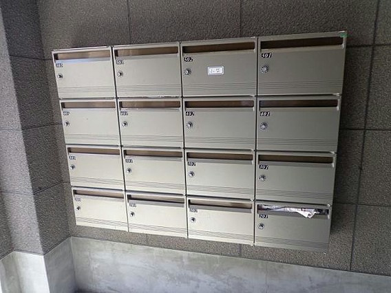 和泉市寺門町１丁目の賃貸マンションのセキュリティ