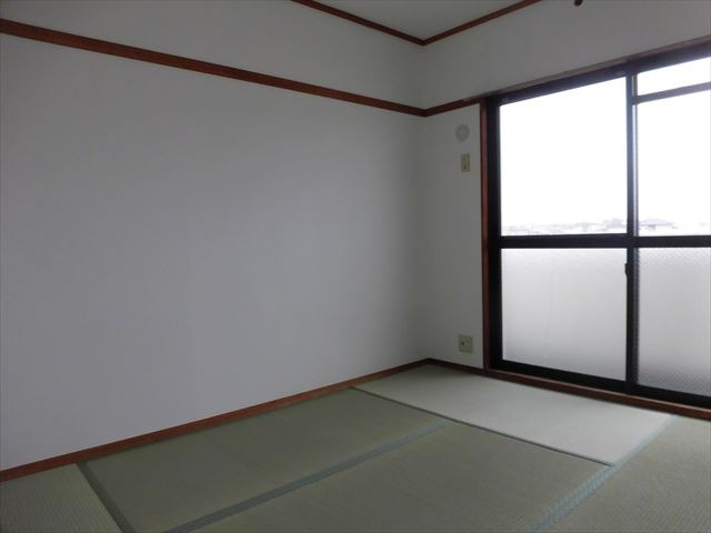 プレステージアスカの和室|おしゃれな居間です