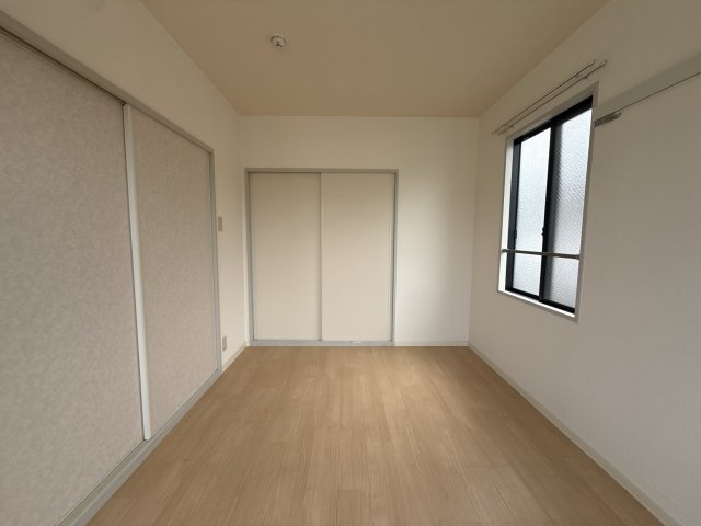 松本駅前ハイツの子供部屋