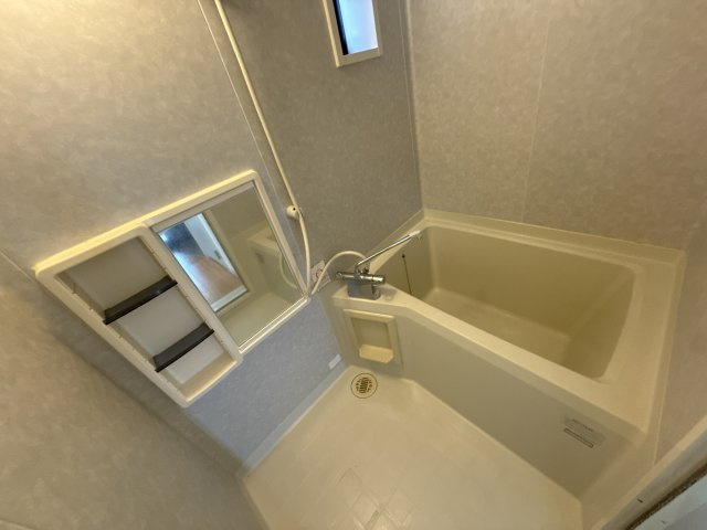 ラフォーレ河原の浴室