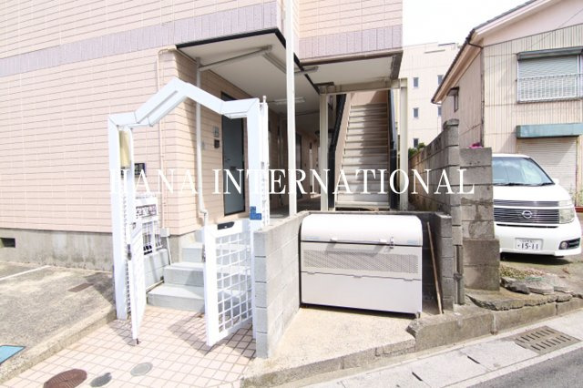 ルポール信和Ⅱのエントランス