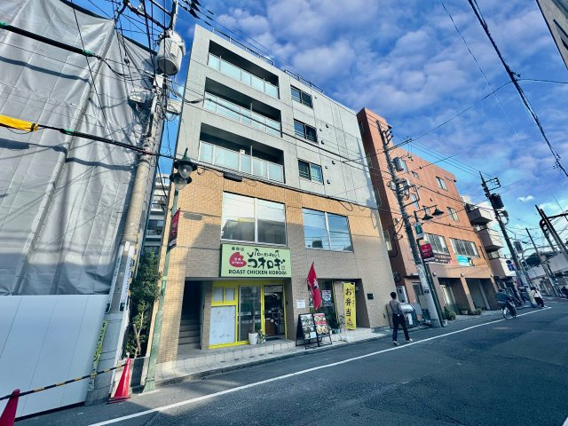 プレミア浦和の外観