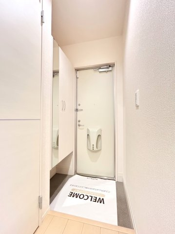 ナスガ　Bの玄関