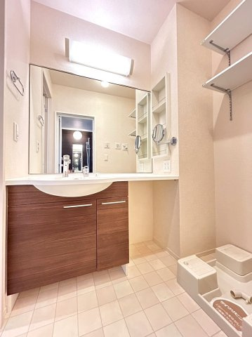 ナスガ　Bの独立洗面台