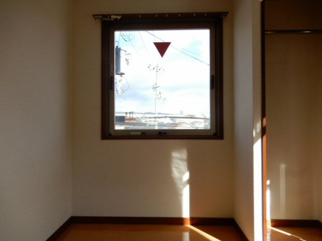 ベルフラワー岡町の寝室