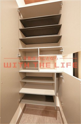 アルカンジュ東合川【キャッシュバック対象物件】の収納|こまごまとしたものを収納できそうですね