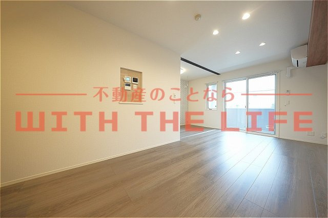 アルカンジュ東合川【キャッシュバック対象物件】の居間・リビング|ゆったり過ごせる居間です