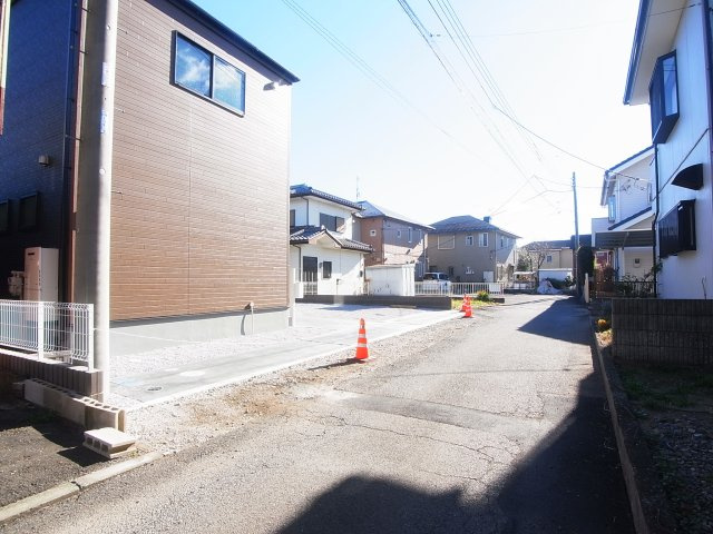 新築　高崎市倉賀野町第35　Livele Garden.S　1号棟の前面道路含む現地写真|現地写真　西側接道幅員約2.3ｍ