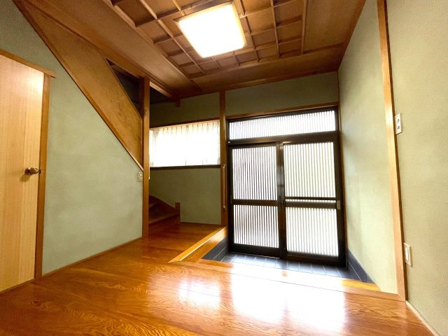 【玄関】 | 中古一戸建　高知市幸町