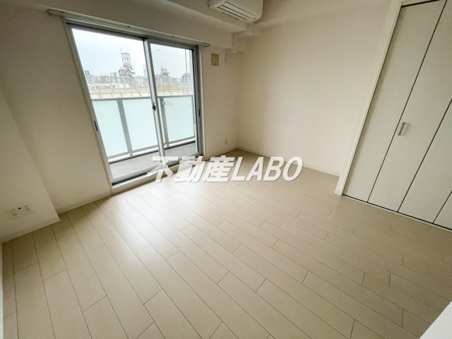 セオリー大阪ベイシティの内装