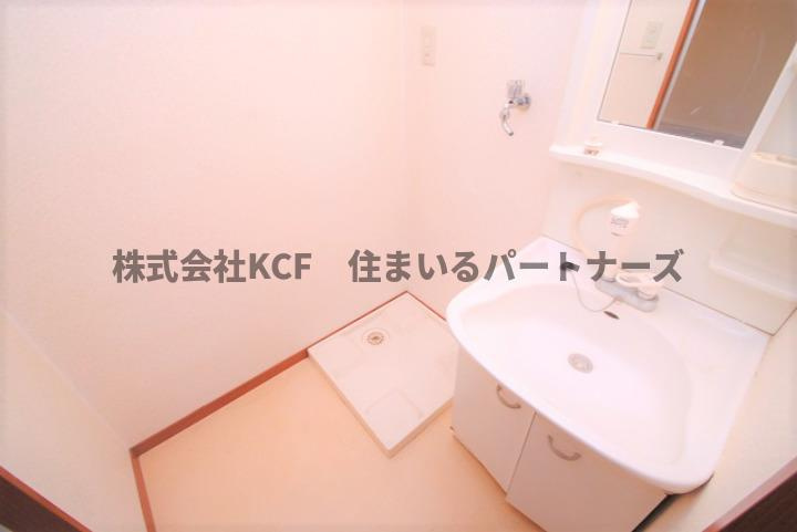 ロッヂングスオークの洗面所|広い洗面スペース