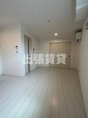 仲介手数料0円！NAGOYA THE NAVYWOODの居間・リビング