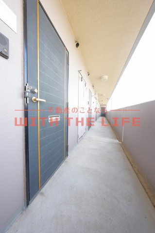 シャンベルジュK☆T【10.000円キャッシュバック対象物件】のロビー|毎日通るロビーはこのようになっています