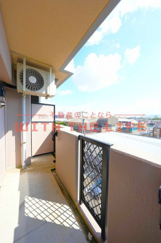 シャンベルジュK☆T【10.000円キャッシュバック対象物件】のバルコニー|落ち着いた時間を過ごせるバルコニーです