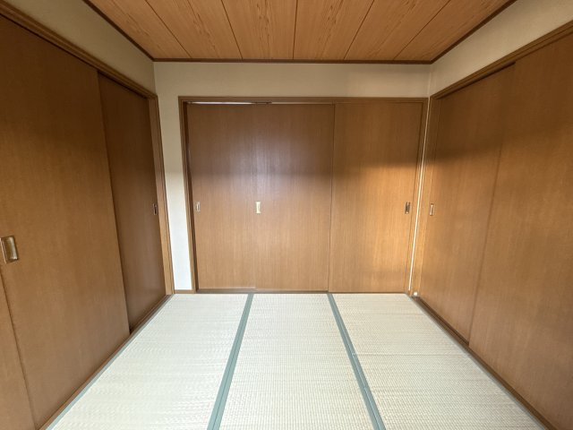 山本ハイツの寝室