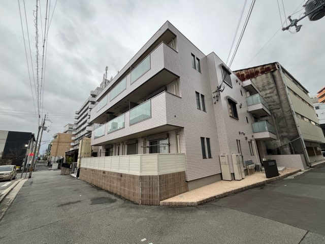 Your Maison Chaleur（ユアメゾン シャルール）の外観
