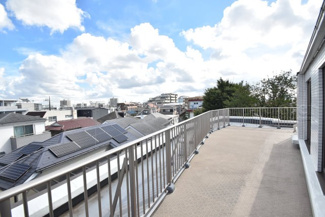 【展望】 | 即日のご見学も可能です！お気軽にお問い合わせください！
ルーフバルコニーと眺望