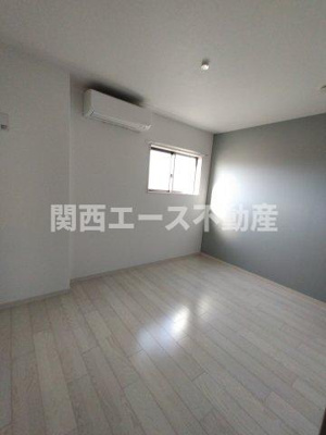  | グラッドハイツ