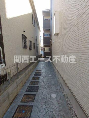  | グラッドハイツ