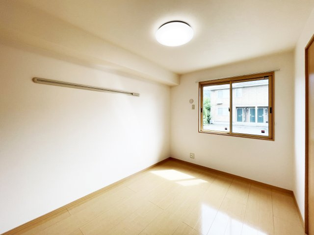 アクシス南島田　A棟の居間・リビング