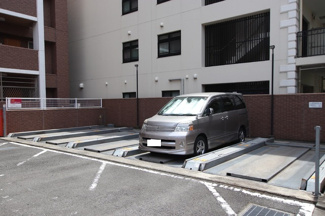 敷地内立体駐車場※サイズ、空車要確認