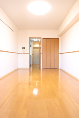 10帖の洋室♪　※照明は設備ではありません