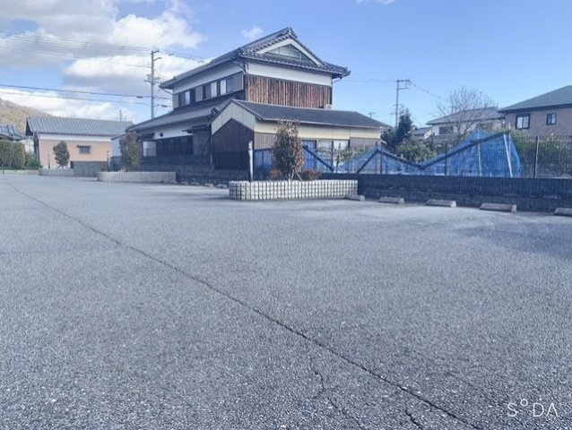 レオパレスル　シエルの駐車場