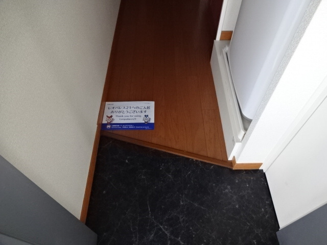 レオパレス西はりまの玄関