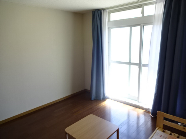 レオパレスＳｔ．Ｌｅａｆ１号館の寝室