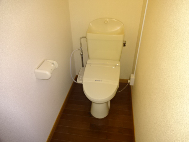 レオパレスＳｔ．Ｌｅａｆ１号館のトイレ