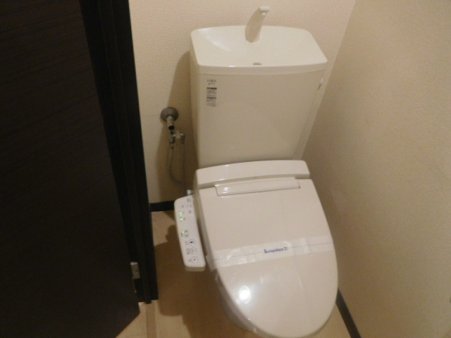 レオネクストウイングＢのトイレ