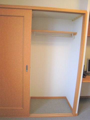 レオパレスかぐやの収納