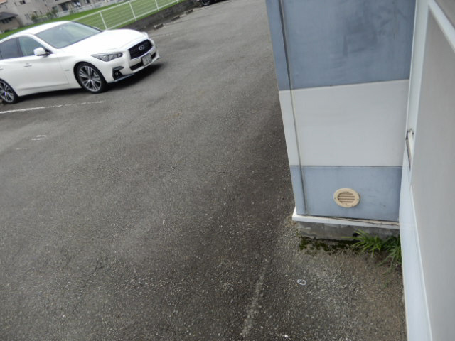 レオパレスルニＩのバルコニー