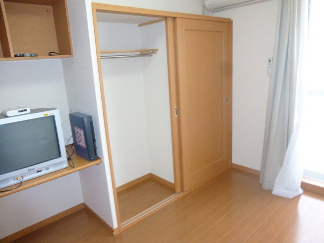 レオパレスｃｒａｎｅⅢの収納