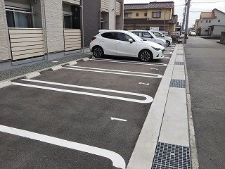 クレイノニジのその他